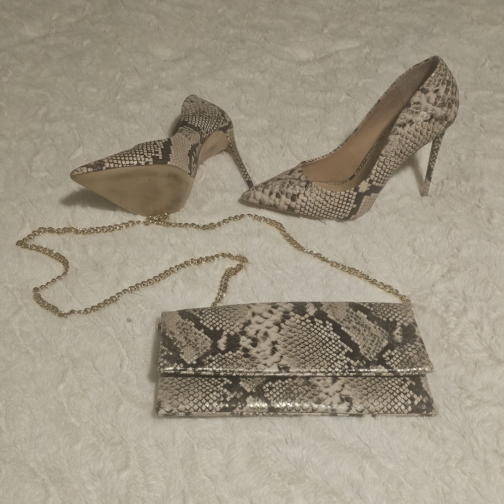 Closet Clean Out Steve Madden Vala Gold Snake 4" heels with matching clutch